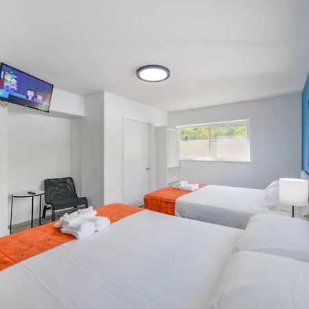 Apartament Radiant Unit With Parking And Pool - M26 Hollywood Zewnętrze zdjęcie